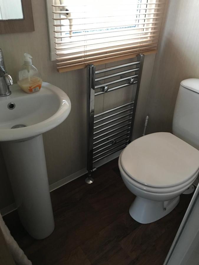 Bobby'S Bolthole Apartment เฮย์แชม ภายนอก รูปภาพ